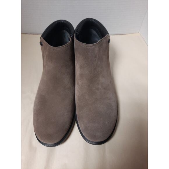 SAS Bethany 10 W‎ Tumbleweed Brown Suede Leather Side Zip Ankle Bootie - Picture 2 of 9